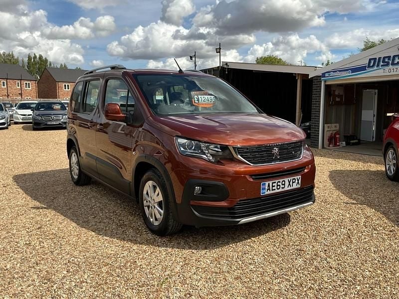 Bronze Used 2019 Peugeot Rifter Allure MPV | £12,495 (Fair price) - Image 1/4