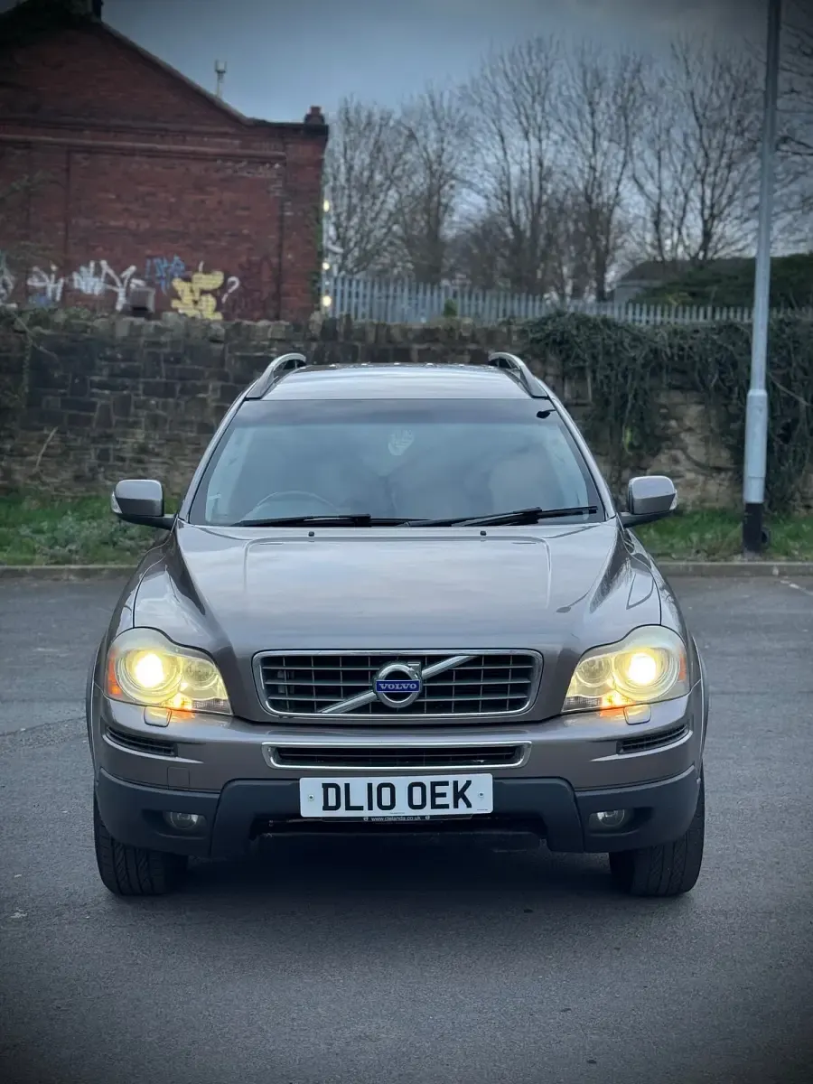 Used Volvo XC90 185 HP (136 kW) 2010 Grey SUV