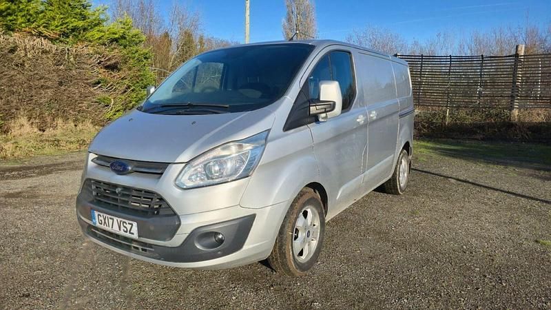 Used Ford Transit Custom Limited 130 HP (95 kW) 2017 Silver Van