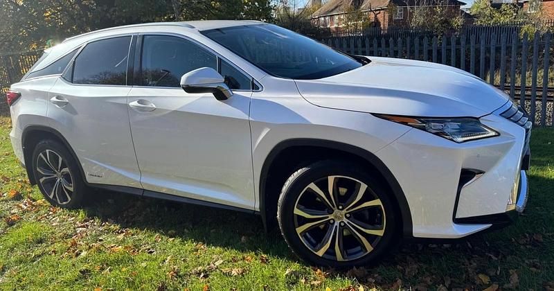 White Used 2017 Lexus RX450h Luxury Line SUV | £22,995 (Fair price) - Image 1/4