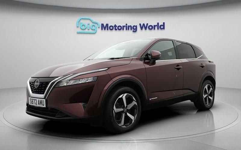 Used Nissan Qashqai N-Connecta 190 HP (139 kW) 2023 Red SUV