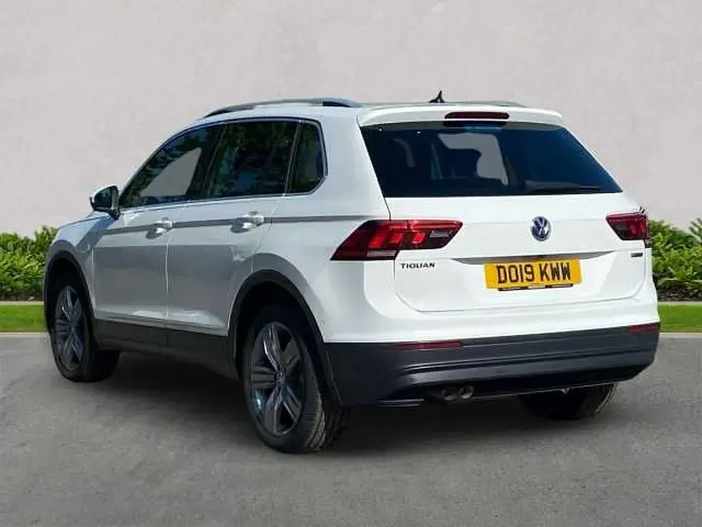 Używany VW Tiguan Match 150 KM (110 kW) 2019 Biały SUV