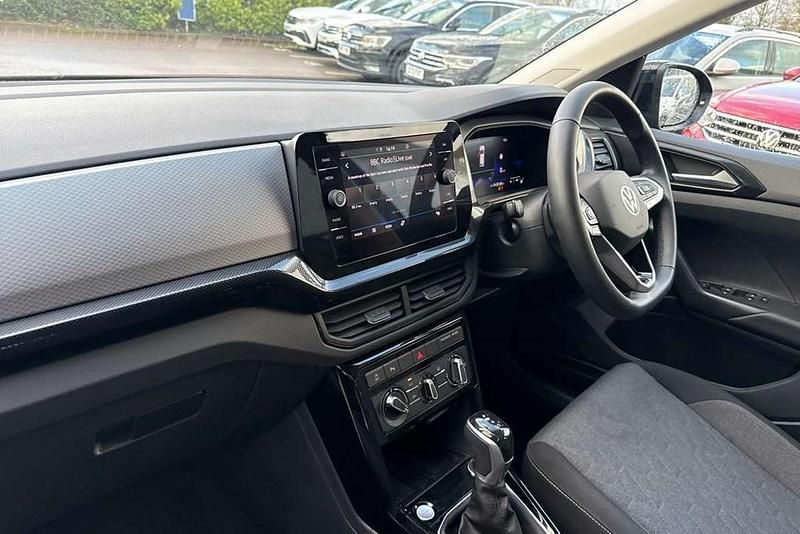 Usado VW T-Cross Match 115 HP (84 kW) 2025 Preto SUV