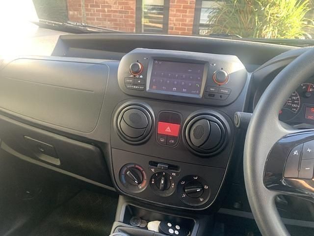Image 2/4