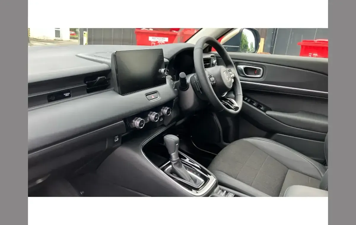 Used Honda HR-V Advance 131 HP (96 kW) 2024 Beige SUV