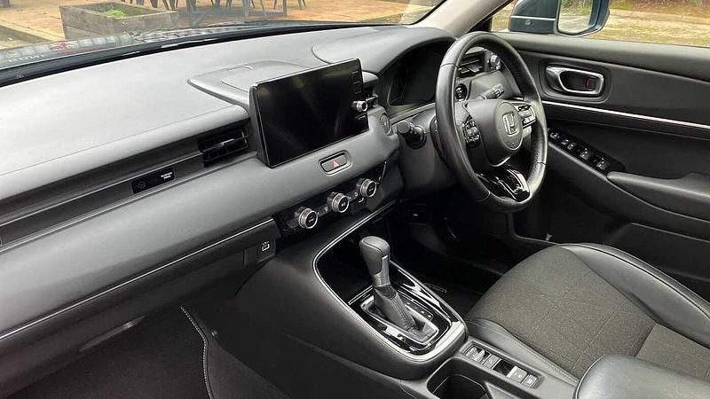 Used Honda HR-V Advance 131 HP (96 kW) 2022 Grey SUV