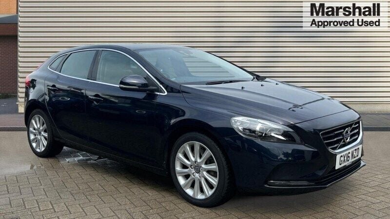Blue Used 2016 Volvo V40 SE Lux Estate | £13,208 (A bit pricey) - Image 1/4
