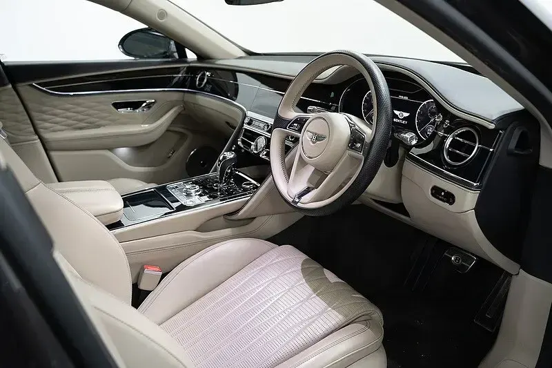 Used Bentley Flying Spur 635 HP (467 kW) 2020 Grey Sedan