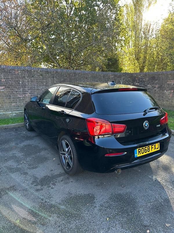 Used BMW 118 Sport Line 2018 Black Hatchback
