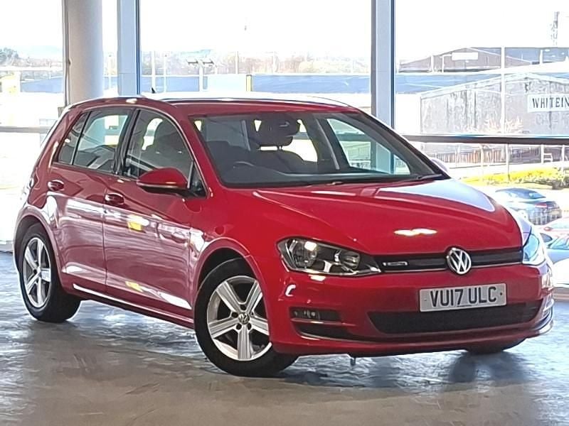 Begagnad VW Golf VII Edition 115 HK (84 kW) 2017 Röd Halvkombi