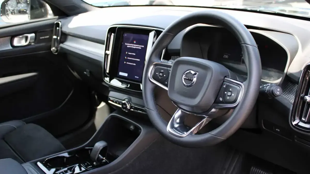 Used Volvo XC40 Ultra 163 HP (119 kW) 2025 SUV