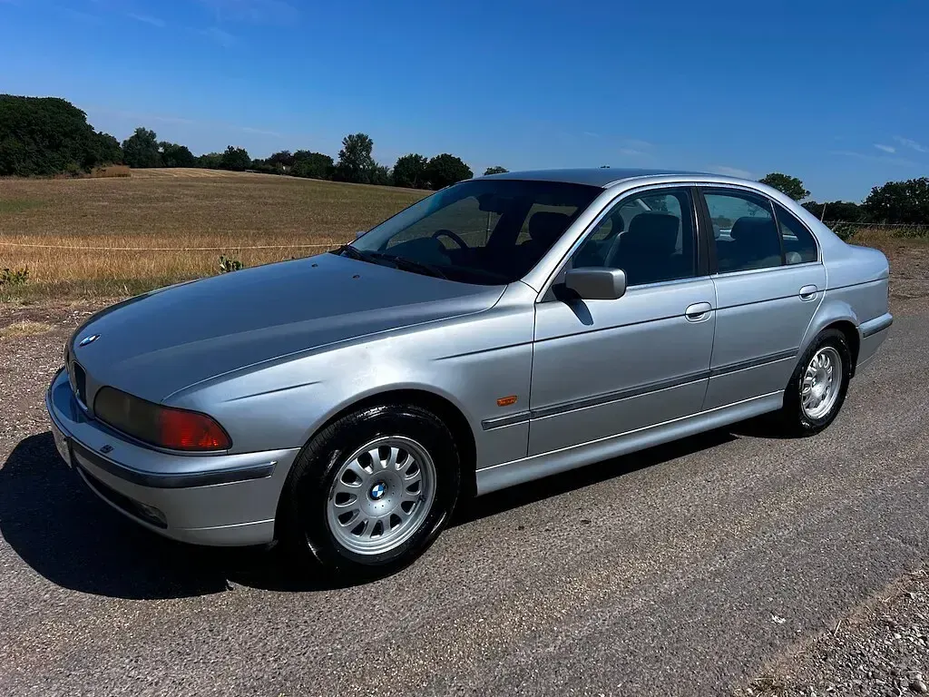 Used BMW 528 1998 Silver Sedan