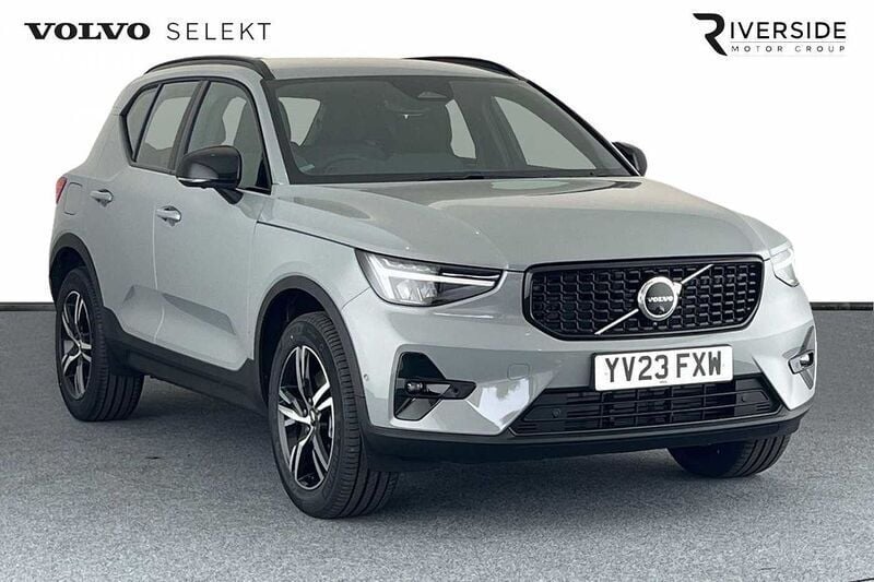 Used Volvo XC40 Plus 197 HP (144 kW) 2023 Thunder grey SUV