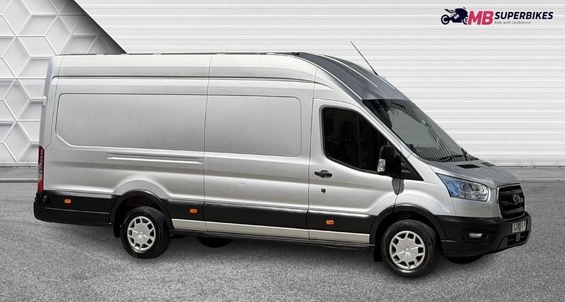 Second-hand Ford Transit Trend 2020 Argintiu Van