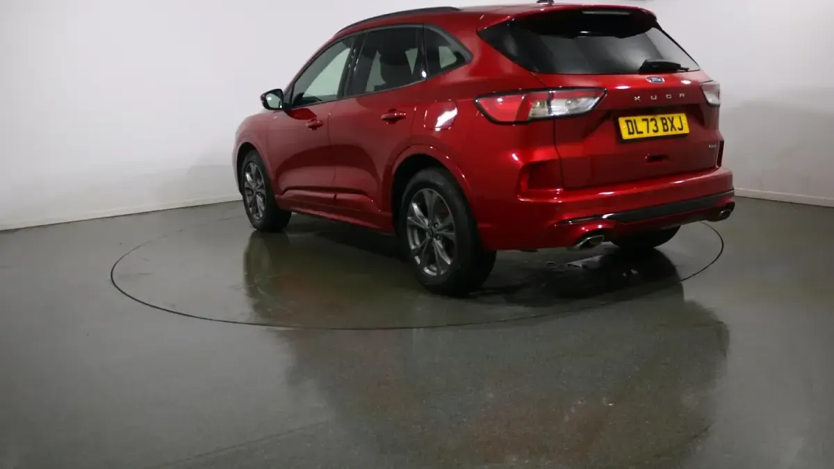 Used Ford Kuga ST-Line 190 HP (139 kW) 2023 Red SUV