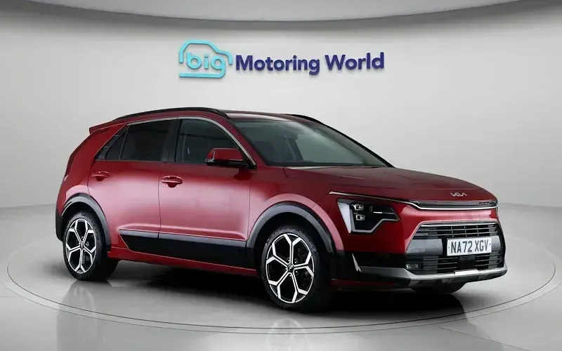 Used Kia Niro 141 HP (103 kW) 2022 Red SUV