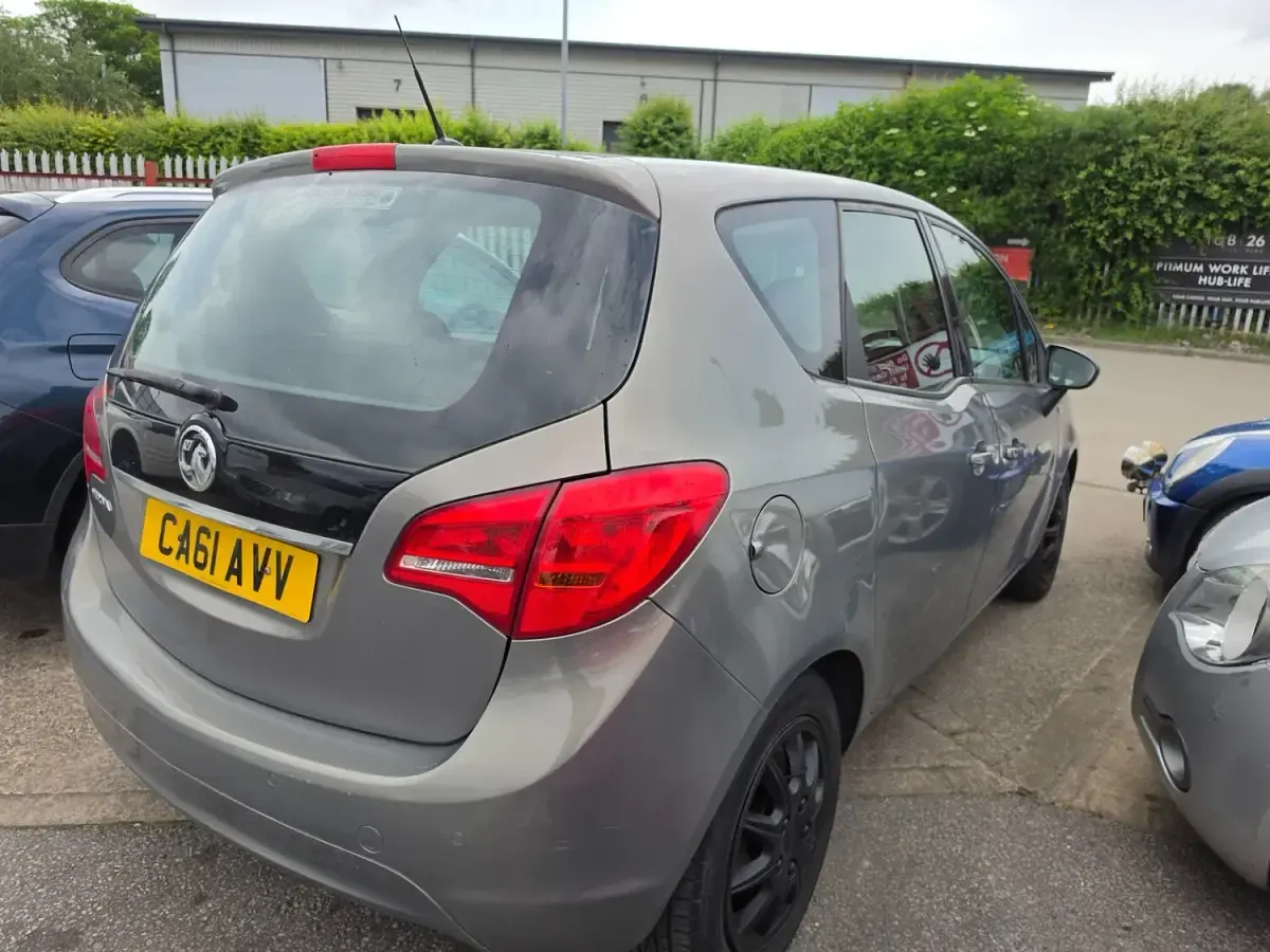 Used Vauxhall Meriva 2012 Brown MPV