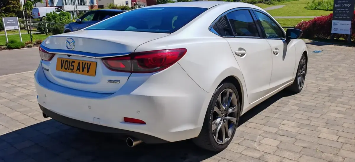 Second-hand Mazda 6 Inclusive 175 CP (128 kW) 2015 Alb Berlinǎ