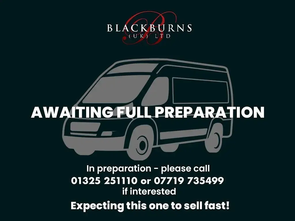 Used Ford Transit Custom Limited 170 HP (125 kW) 2019 White Van