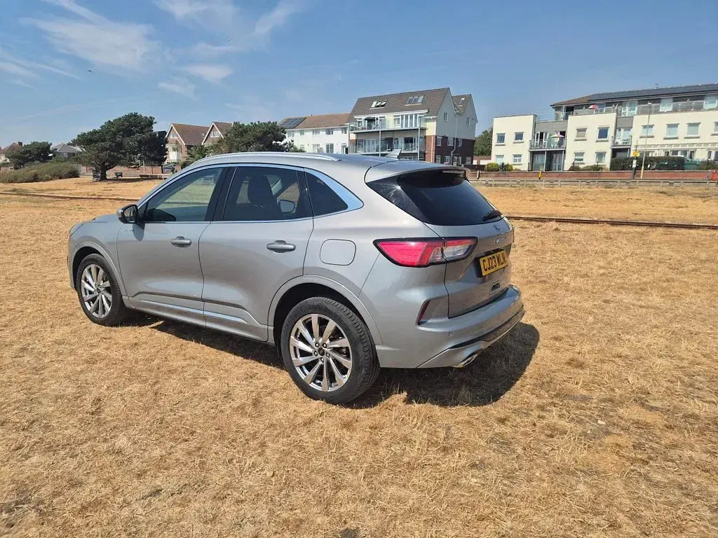 Used Ford Kuga Vignale 190 HP (139 kW) 2023 Silver SUV