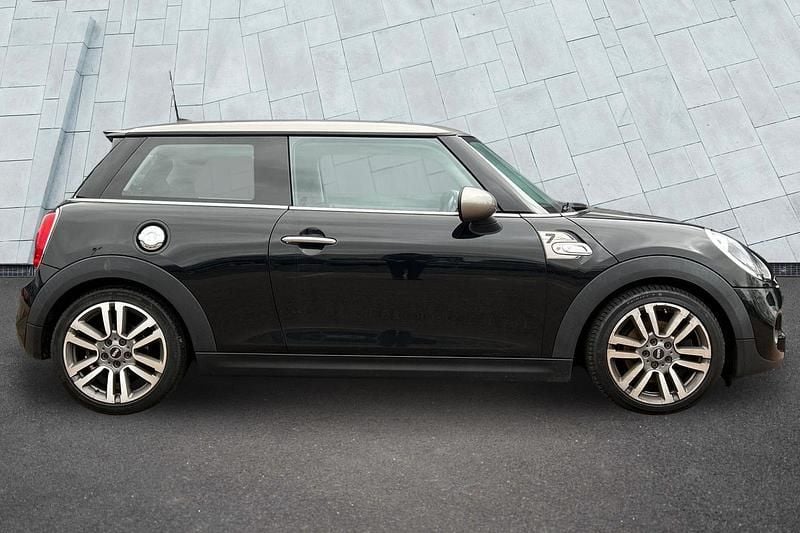 Used Mini Cooper SD Seven 168 HP (123 kW) 2017 Black Hatchback