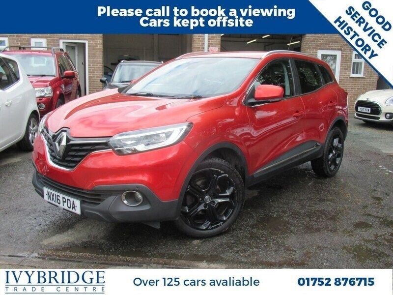 Red Used 2016 Renault Kadjar Dynamique SUV | £6,595 (Fair price) - Image 1/2