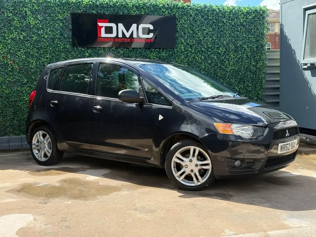Used Mitsubishi Colt 95 HP (69 kW) 2012 Black Hatchback