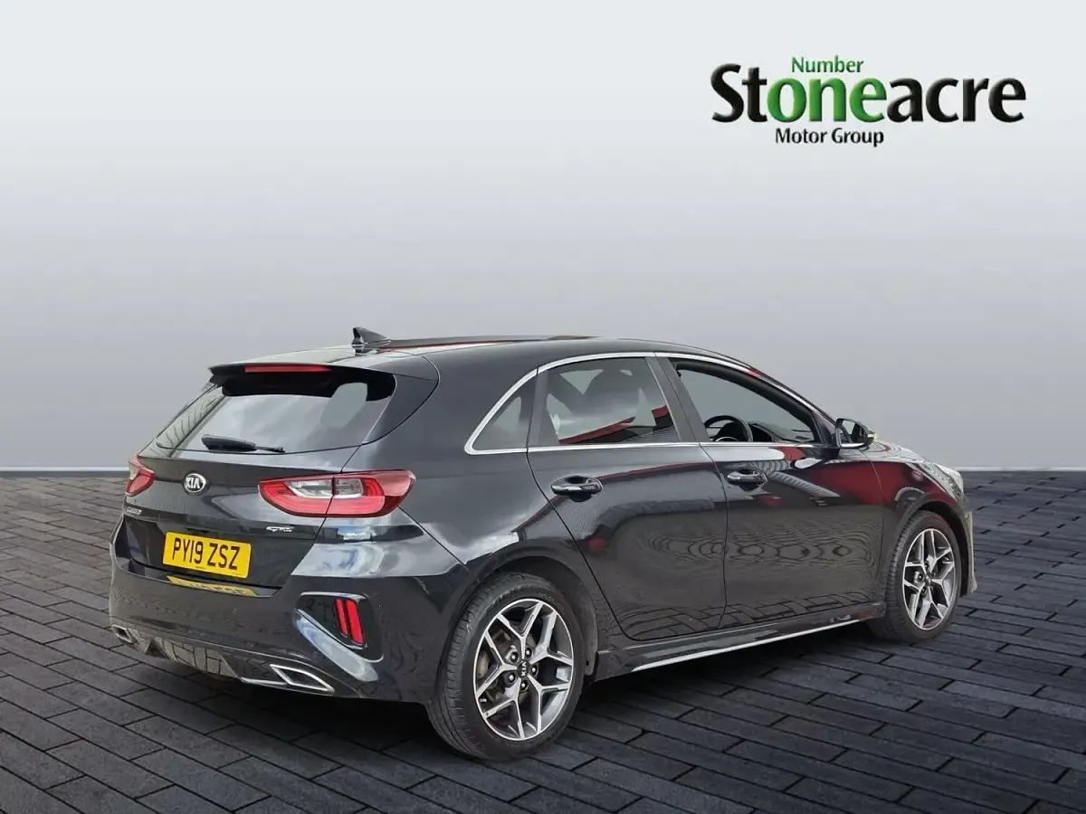 Used Kia Ceed GT-Line 140 HP (102 kW) 2019 Black Hatchback
