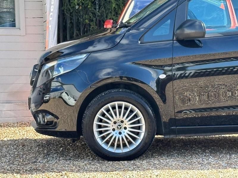 Used Mercedes Vito Premium 187 HP (137 kW) 2021 Black Van