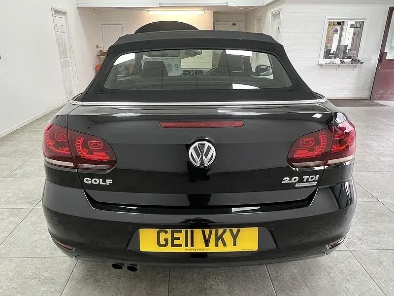 Begagnad VW Golf Cabriolet SE 2012 Svart Cab