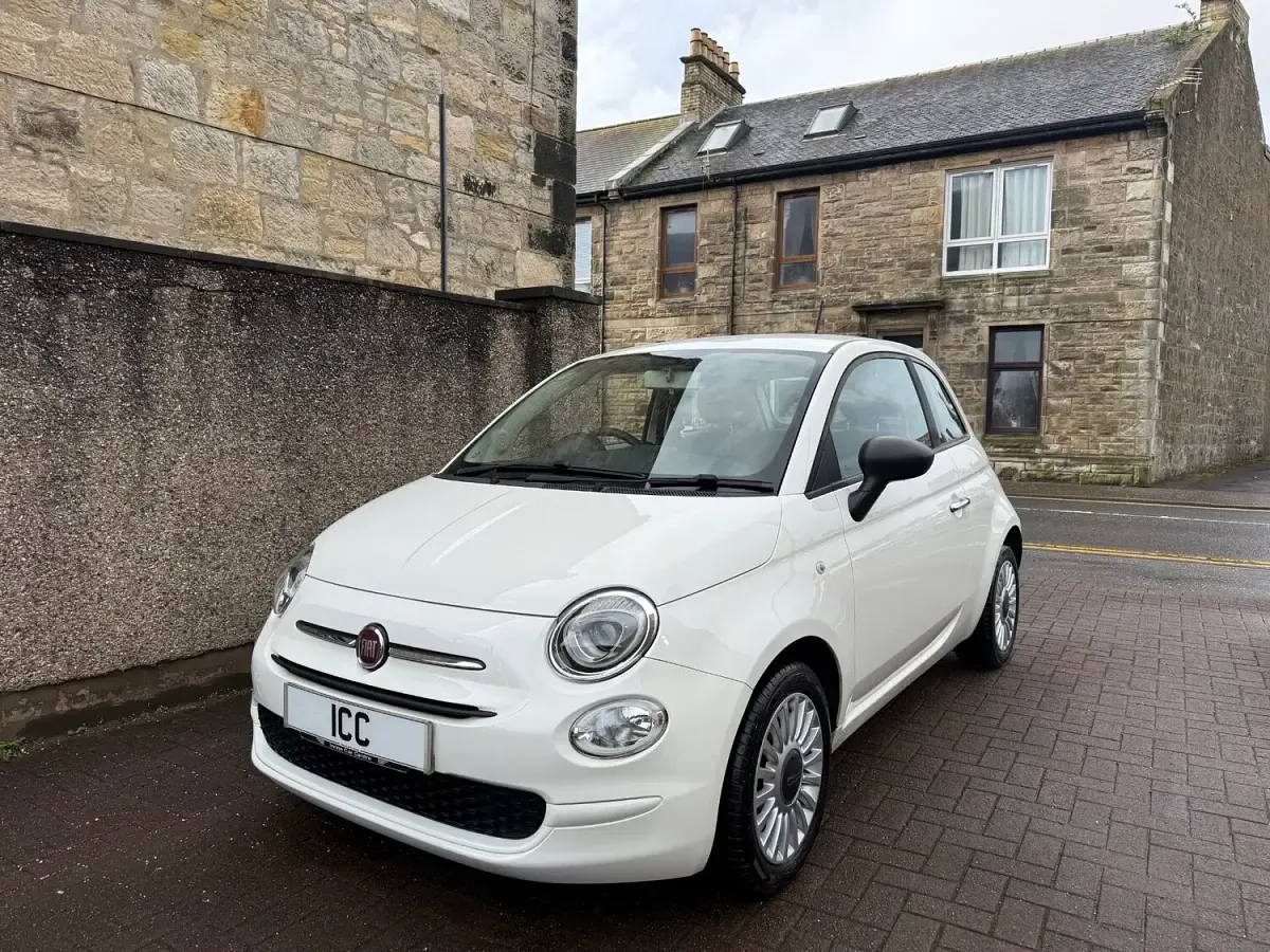 Used Fiat 500 Pop 69 HP (50 kW) 2016 White Hatchback