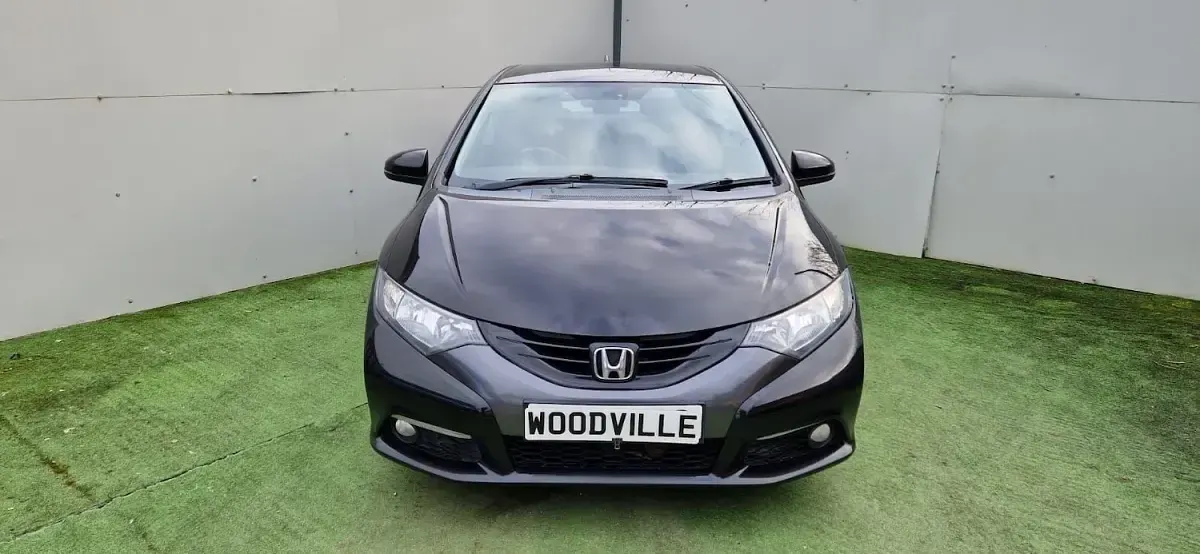Used Honda Civic ES 120 HP (88 kW) 2013 Black Hatchback