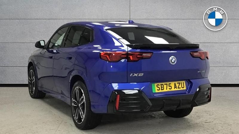 Used BMW iX2 M Sport 147 kW (201 HP) 2025 Blue SUV