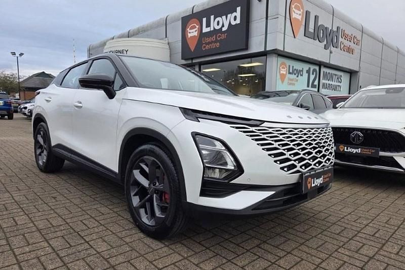 Used Omoda 5 186 HP (136 kW) 2024 White/black SUV