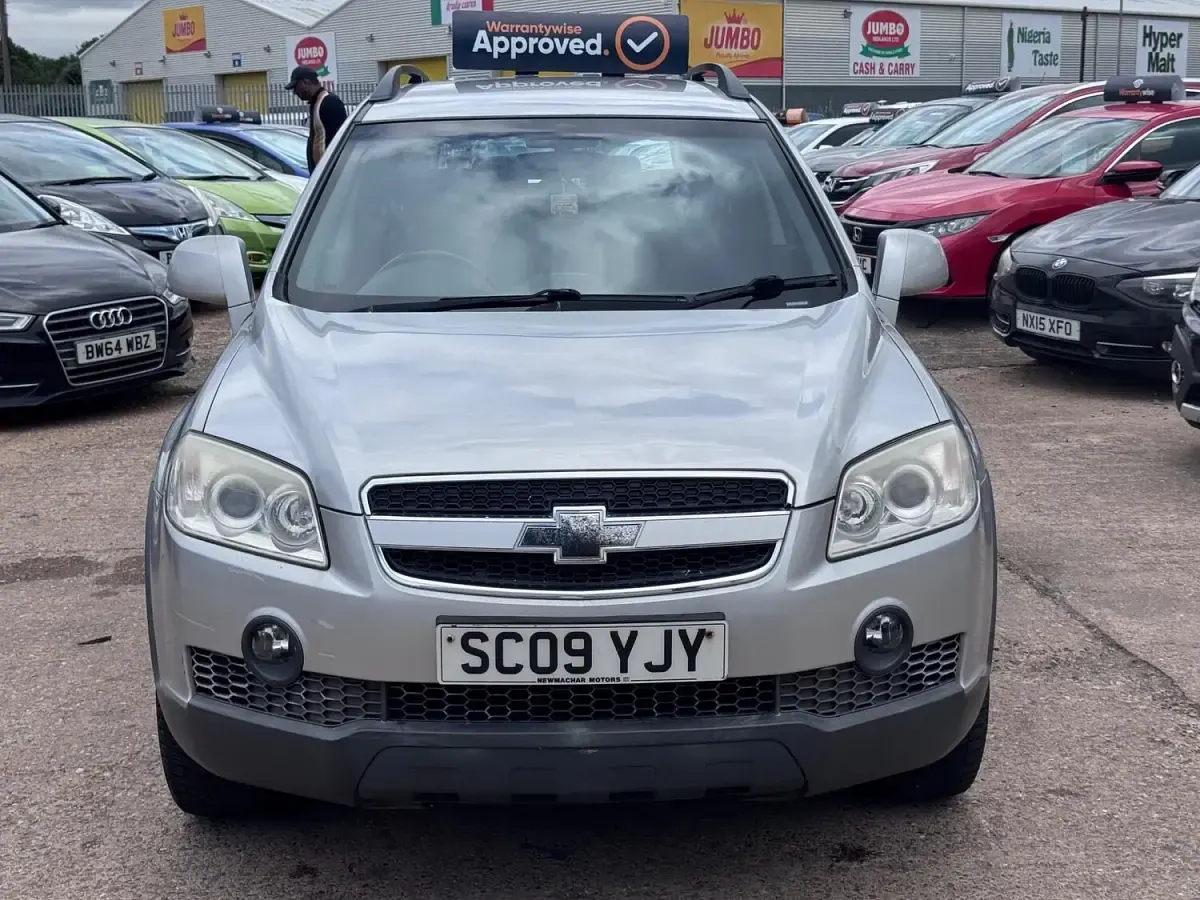 Used Chevrolet Captiva LT 150 HP (110 kW) 2009 Silver SUV