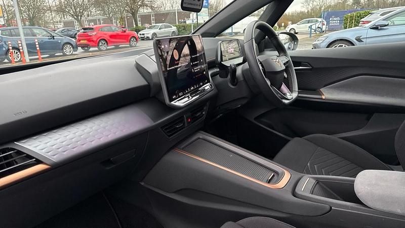 Used Cupra Born e-Boost 169 kW (231 HP) 2025 Silver Hatchback