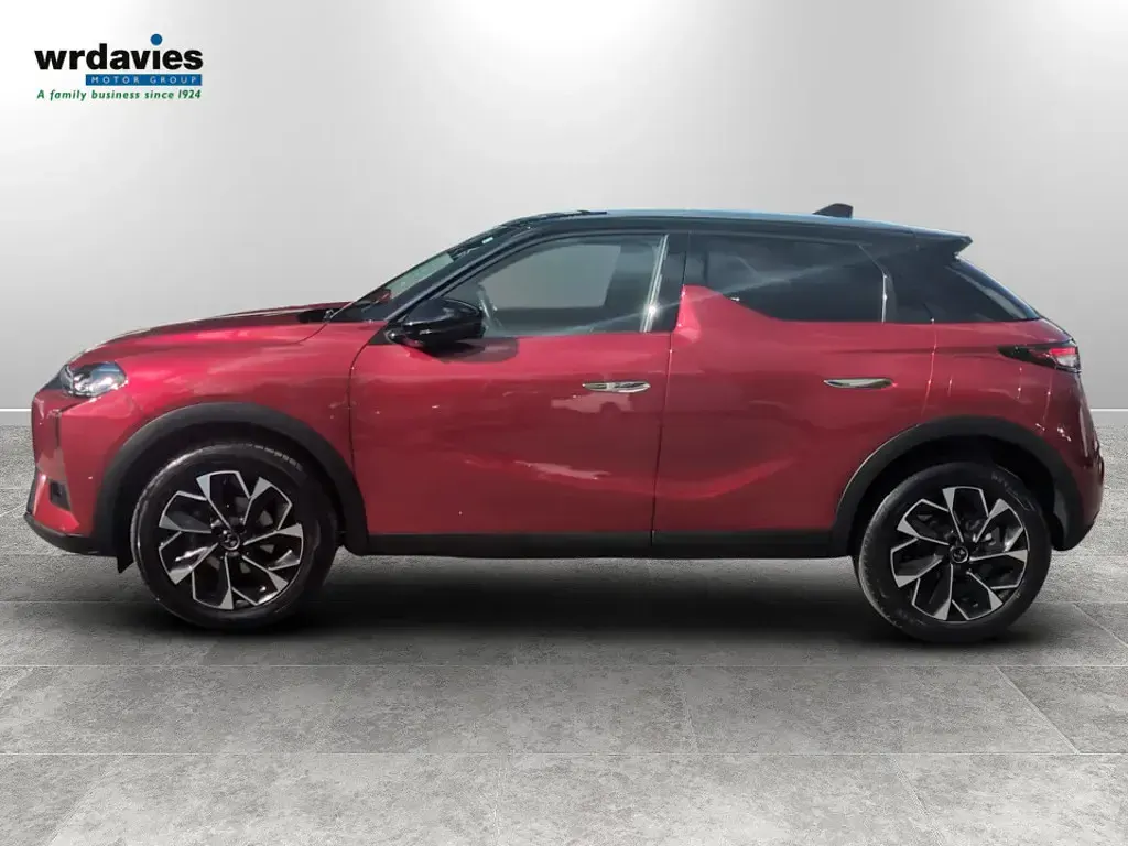 Used DS Automobiles DS3 Opera 130 HP (95 kW) 2023 Red Hatchback