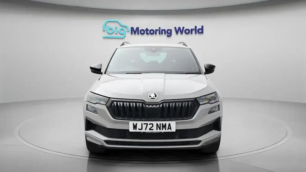Used Skoda Karoq SportLine 190 HP (139 kW) 2022 Grey SUV