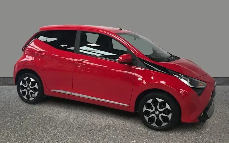 Used Toyota Aygo X-plore 69 HP (50 kW) 2018 Hatchback