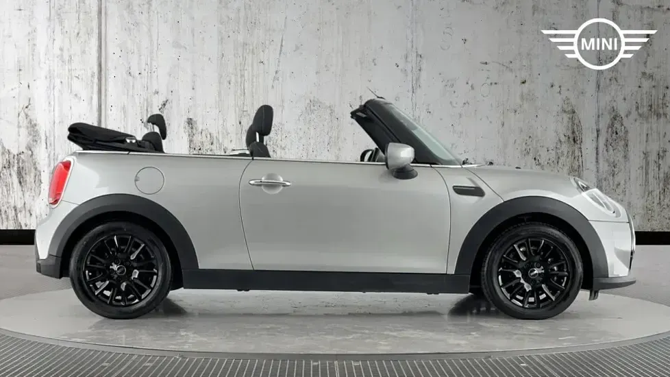 Used Mini Cooper Cabriolet Classic 134 HP (98 kW) 2023 Silver Cabriolet