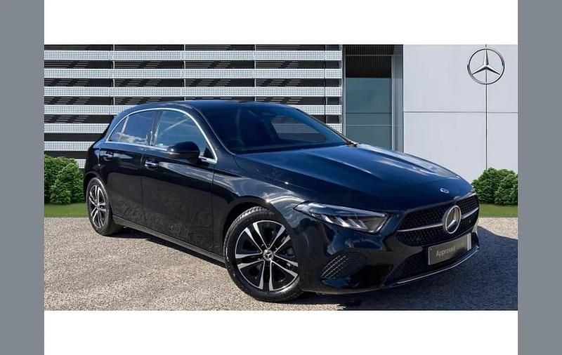 Used Mercedes A180 Executive 134 HP (98 kW) 2025 Black Hatchback