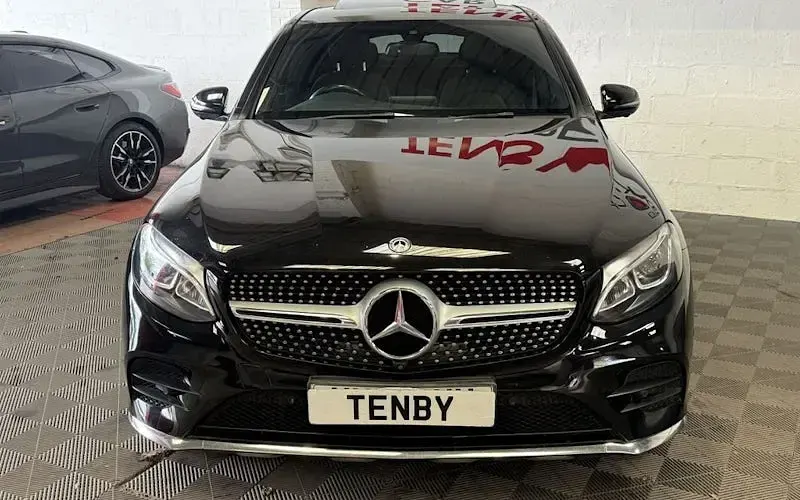Used Mercedes GLC220 AMG Line Premium 170 HP (125 kW) 2019 SUV