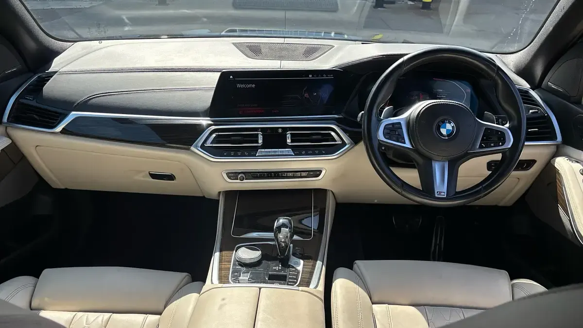 Used BMW X5 M Sport 265 HP (194 kW) 2020 Black SUV