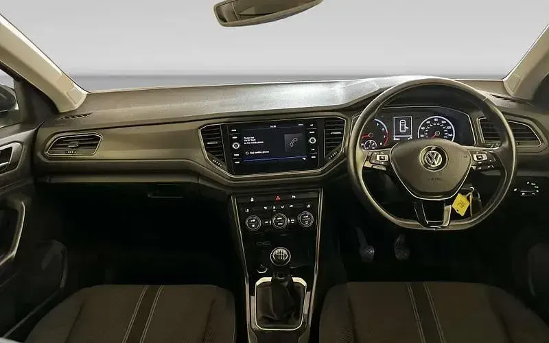 Used VW T-Roc Design 116 HP (85 kW) 2019 White SUV