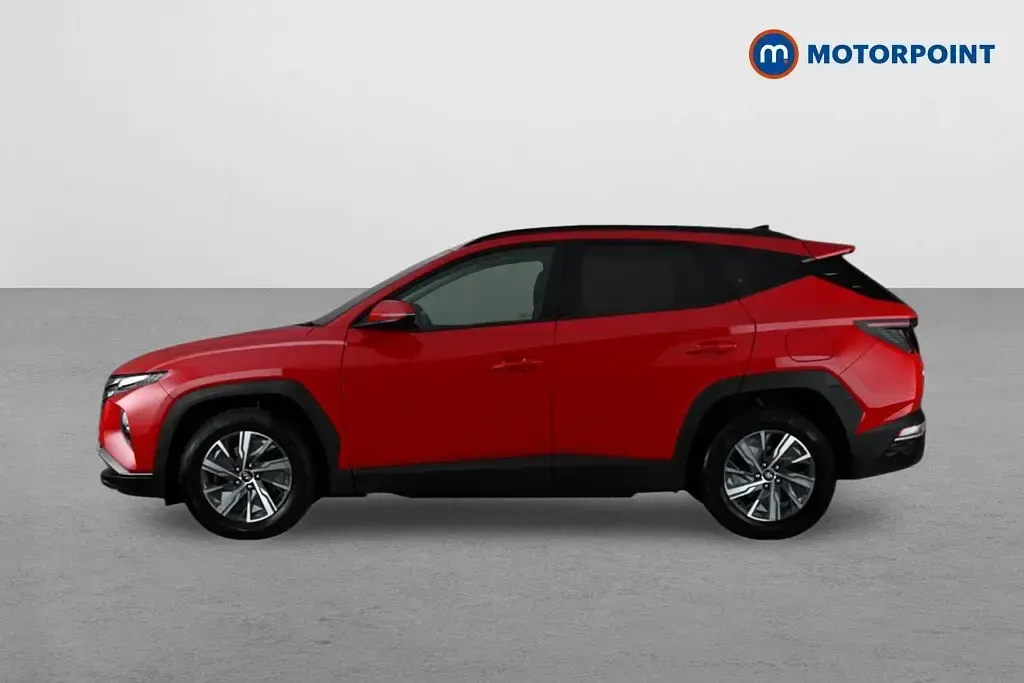 Used Hyundai Tucson SE 150 HP (110 kW) 2022 Red SUV