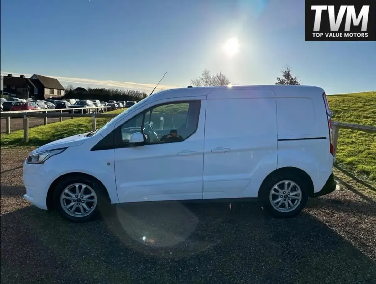 Usado Ford Transit Connect Limited 120 HP (88 kW) 2018 Branco Monovolume