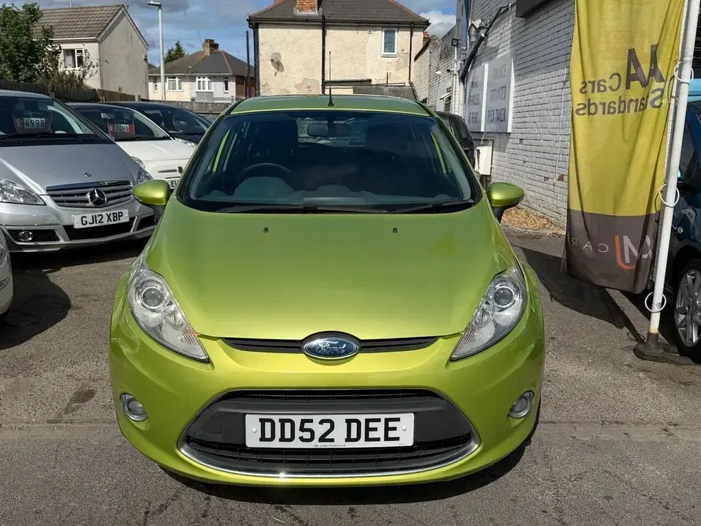 Używany Ford Fiesta Zetec 94 KM (69 kW) 2009 Zielony Hatchback
