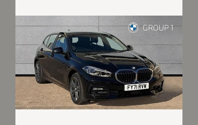 Used BMW 118 Sport Line 136 HP (100 kW) 2021 Black Hatchback