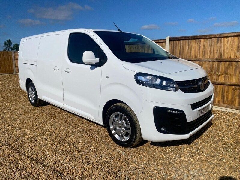 White Used 2021 Vauxhall Vivaro Sportive Van | £9,495 (Good price) - Image 1/4