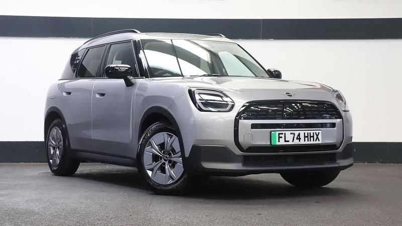 Silver Used 2024 Mini Countryman Classic SUV | £30,000 (Fair price) - Image 1/4